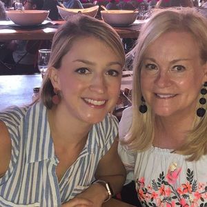 Meet your Posher, Caroline